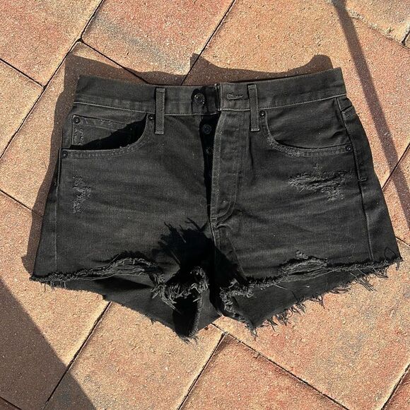AGolde Black Shorts - Size 25 - NWOT - Never Worn - Jean Shorts - Buttons - Picture 1 of 4